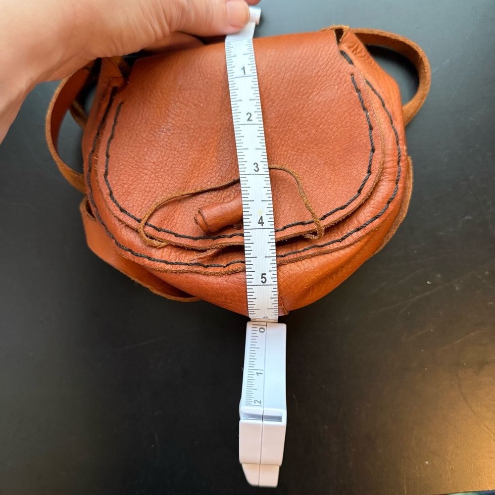 Handstiched Peruvian Brown Leather Crossbody Bag brand new - Picture 6 of 9